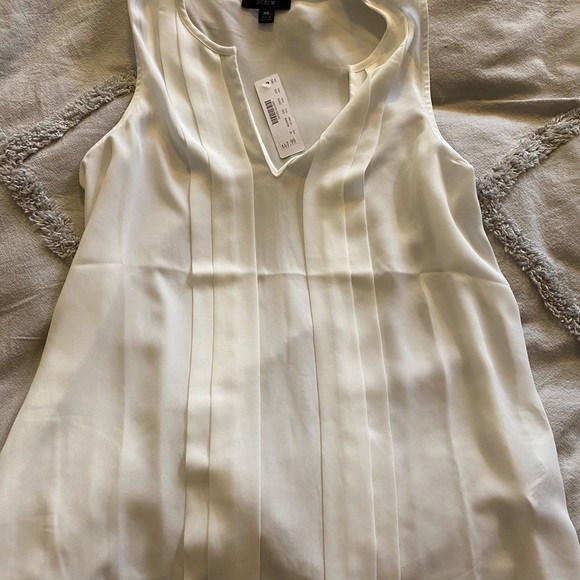 Blouse - Picture 2 of 3